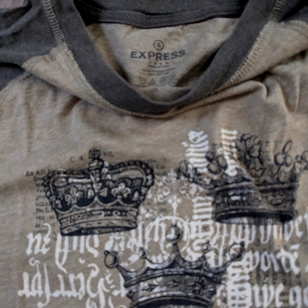 T-shirts - Picture 8 of 9